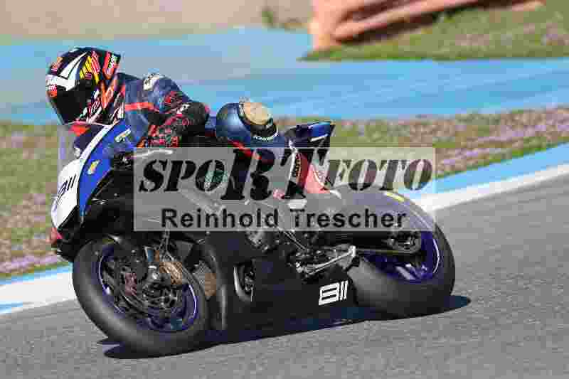 /02 28.-31.01.2025 Moto Center Thun Jerez/blau-blue/backside